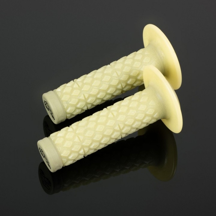 Kierownice i osprzęt RENTHAL manetki MX comfort grips aramid