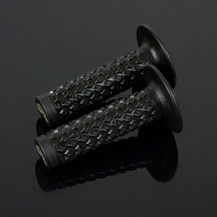 Kierownice i osprzęt RENTHAL manetki MX comfort grips ulrtatacky