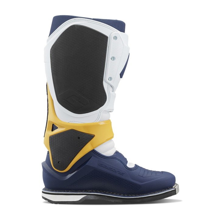 GAERNE BUTY CROSS/ENDURO MODEL SG-22 SQUADRON
