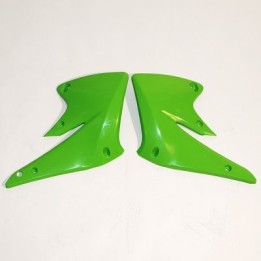 Plastiki i naklejki UFO osłony chłodnicy kawasaki kxf 250 '04-'05