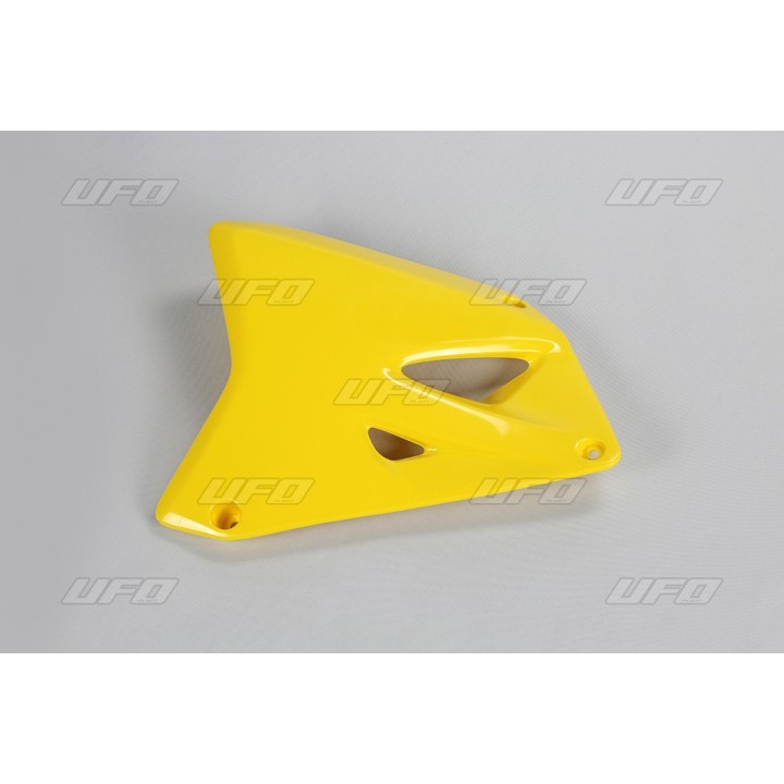 Plastiki i naklejki UFO osłony chłodnicy suzuki rm 85 '00-'18