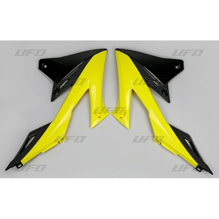 Plastiki i naklejki UFO osłony chłodnicy suzuki rmz 250 '19-'23, rmz 450 '18-'23