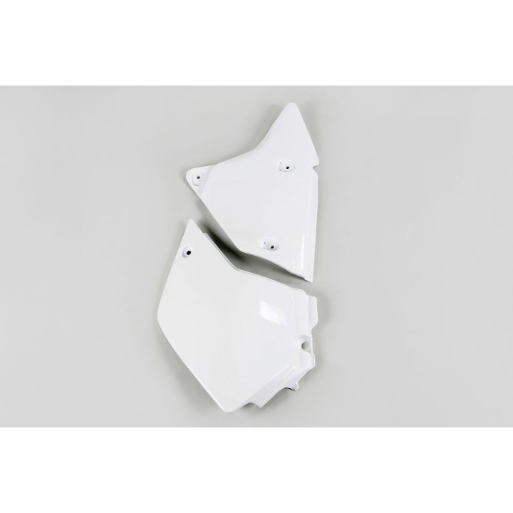 Plastiki i naklejki UFO boczki tylne suzuki drz 400E '00-'24 (1 szt. lewy)
