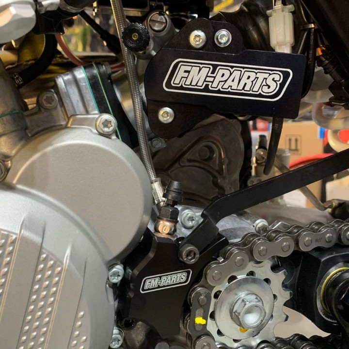Silnik FM-PARTS osłona wysprzęglika/siłownika sprzęgła ktm 250/300/350/450 '17-'23