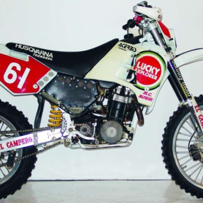 TECNOSEL (BLACKBIRD) KOMPLET NAKLEJEK (OKLEIN) HUSQVARNA TC/TE '91-'94, REPLICA TEAM CH RACING HUSQVARNA '93 KOLOR BIAŁY/ CZERWONY - widok alternatywny